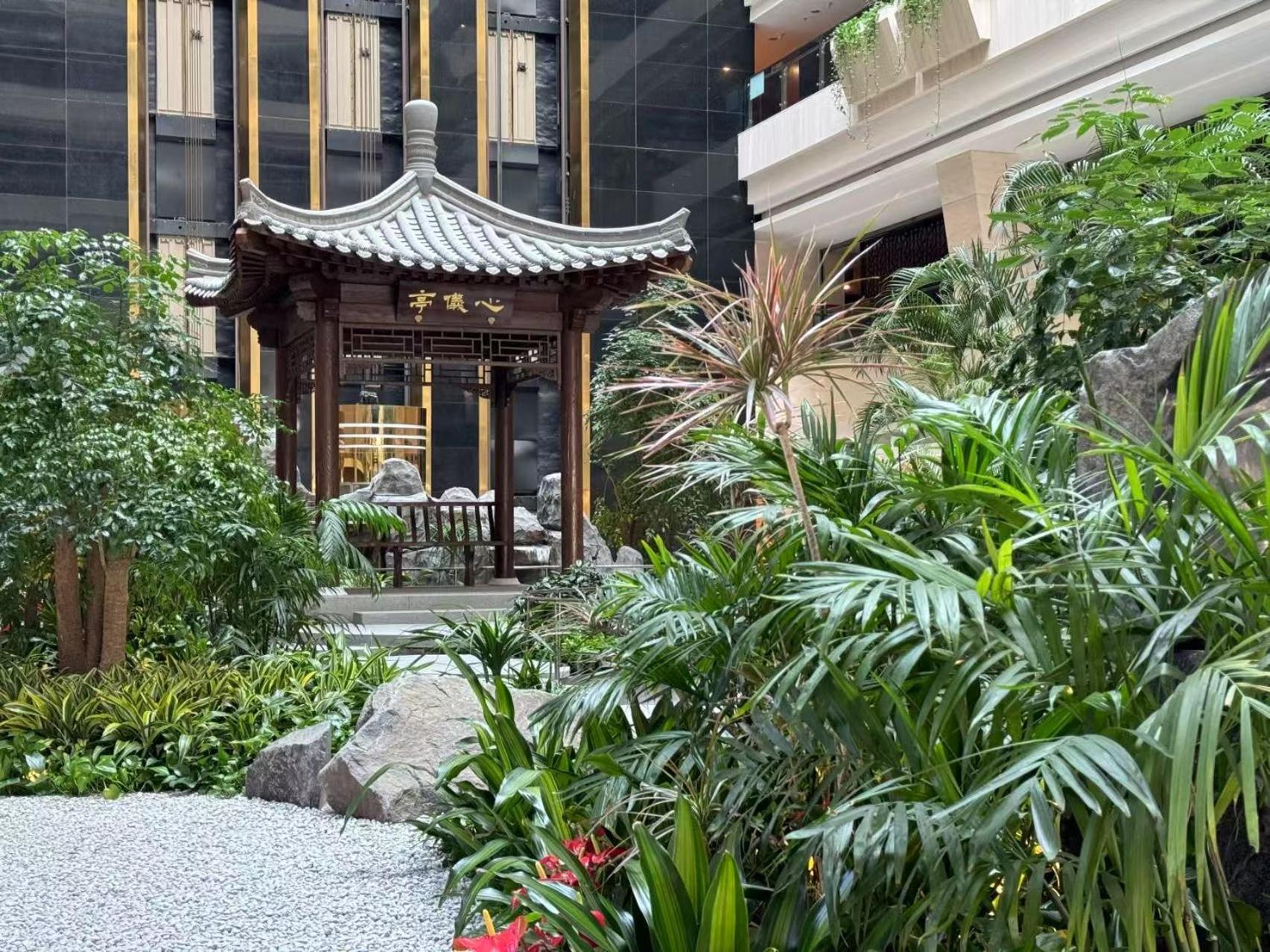 Beijing Jingyi Hotel Екстериор снимка