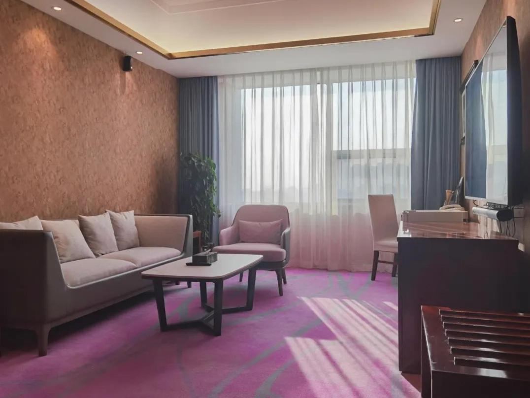Beijing Jingyi Hotel Екстериор снимка